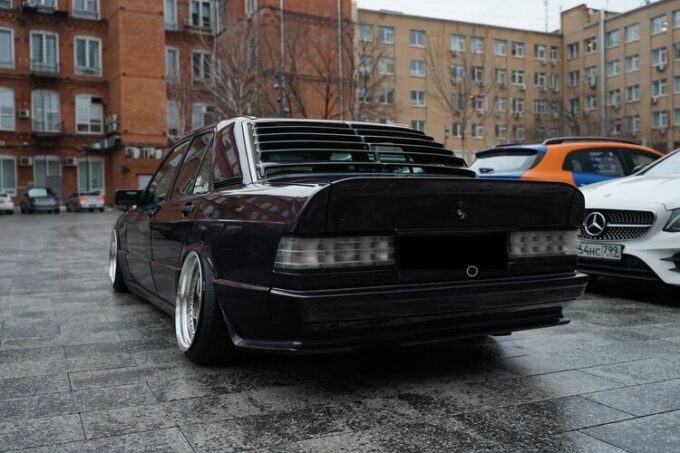 MERCEDES-BENZ W202 rear window louvers/window blinds Auto-plas replica (pre-order, 10% prepayments)