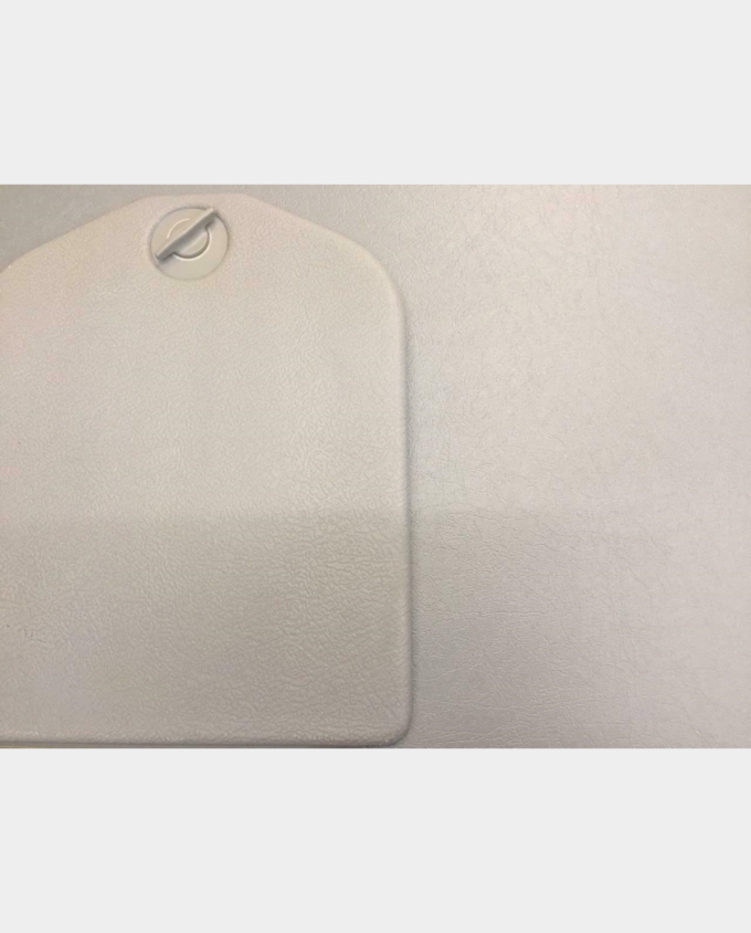 BMW e28  bootlid/trunk trim
