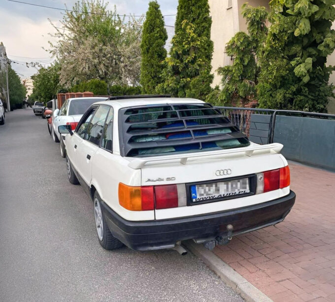 Louver Audi 80/90 B4 sedan