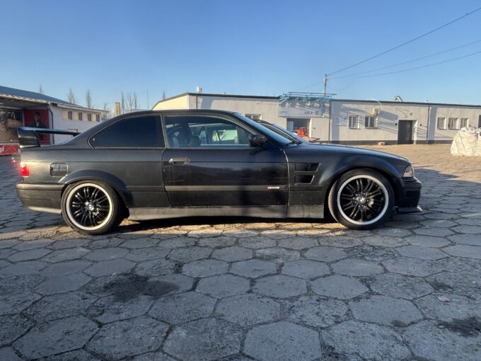 Classic wide body for BMW e36 coupe (fender flares/overfenders)