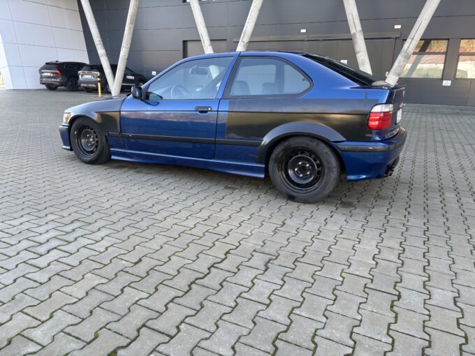 Wide body for BMW e36 compact (fender flares/overfenders)