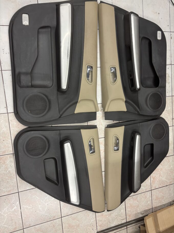 Nissan X-Trail T31 door cards | trim panel