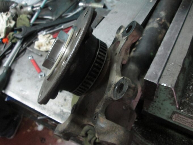 BMW e30 Hubs/Brakes Conversion FRONT Kit 5×120 Convert to Use the Hubs from e36 or e46