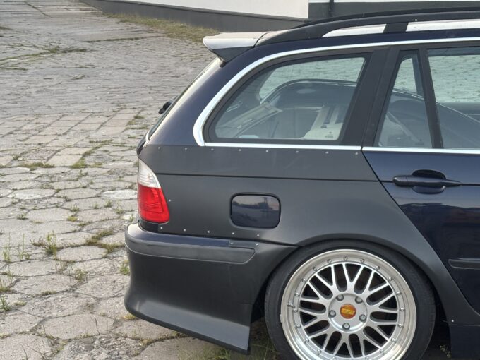 Spoiler for BMW e46 touring