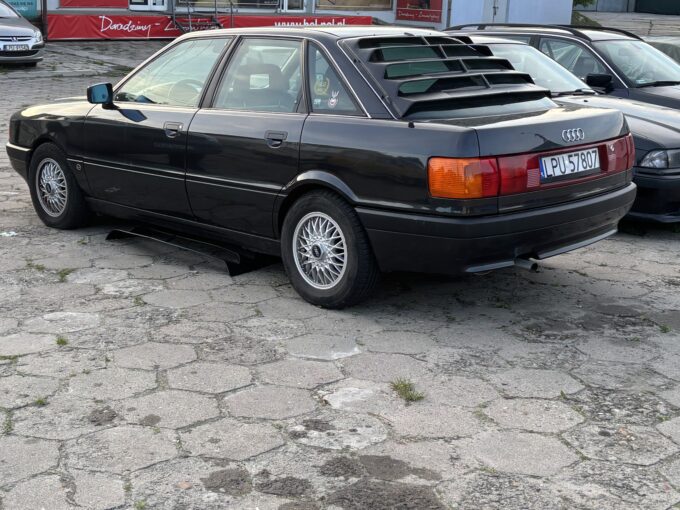 Louver Audi 80/90 B3 sedan