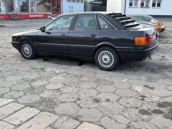 Louver Audi 80/90 B3 sedan