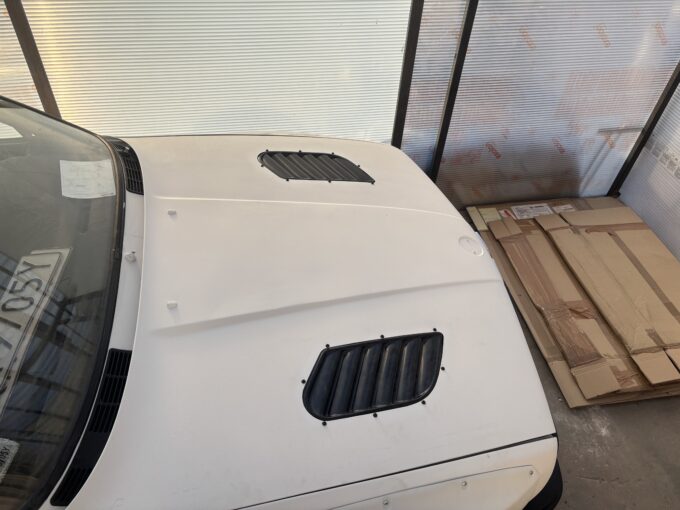 Vents / Hills / Air intakes GTR for hood of BMW e30