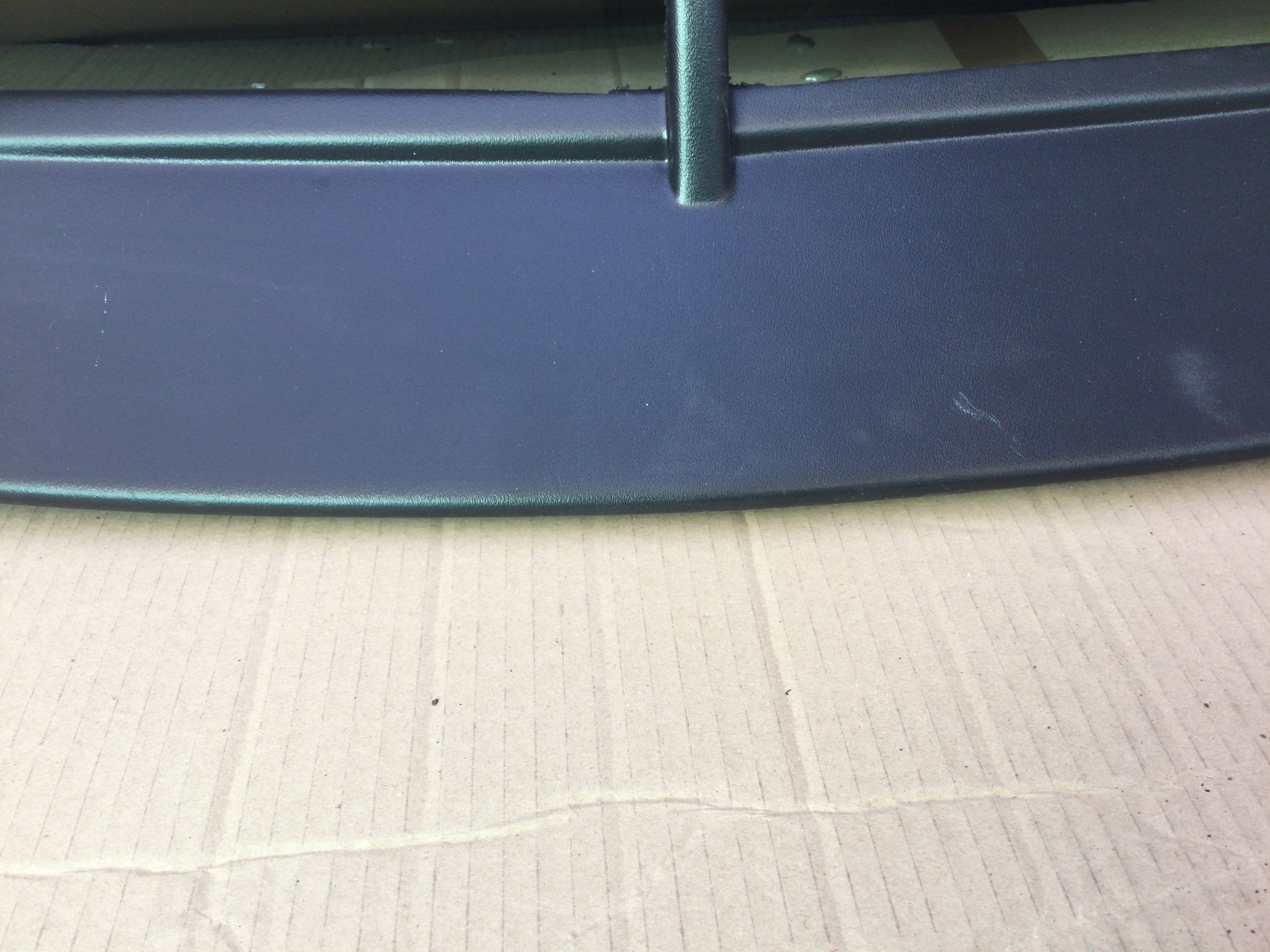 Louver Audi 80 B3/B4 sedan (Defects)