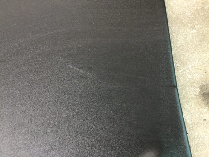 BMW e28  bootlid/trunk trim (defects)