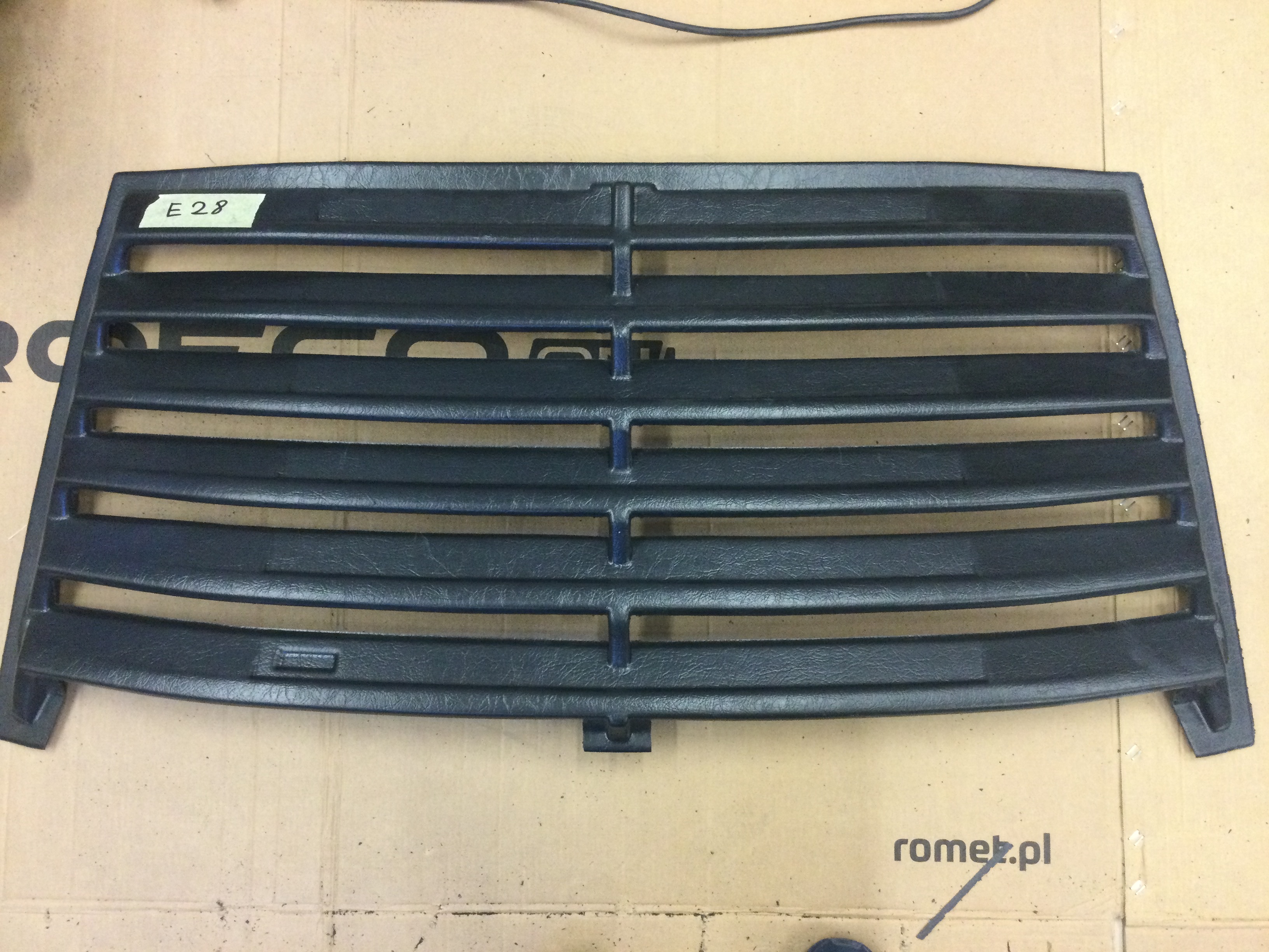 Louver BMW e28 Auto-plas replica abs-plastic (Defects)